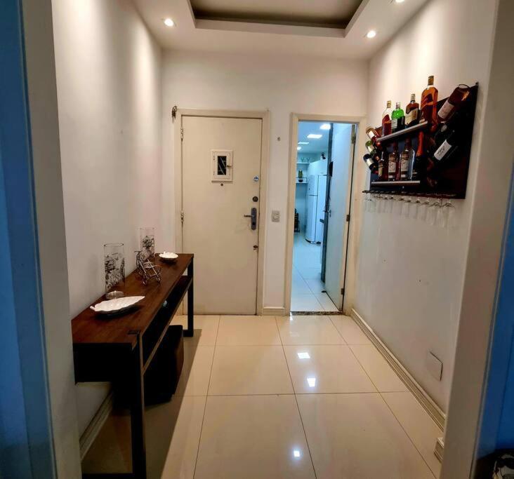 Apartamento Em Copacabana A 100 Metros Da Praia Rio de Janeiro Exterior photo