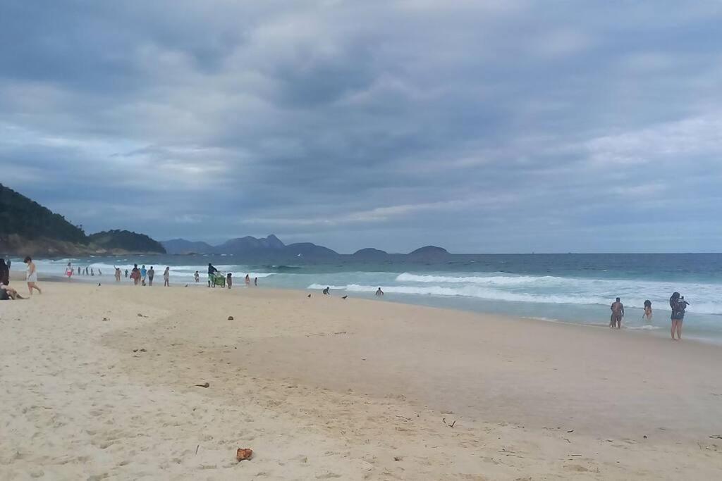 Apartamento Em Copacabana A 100 Metros Da Praia Rio de Janeiro Exterior photo